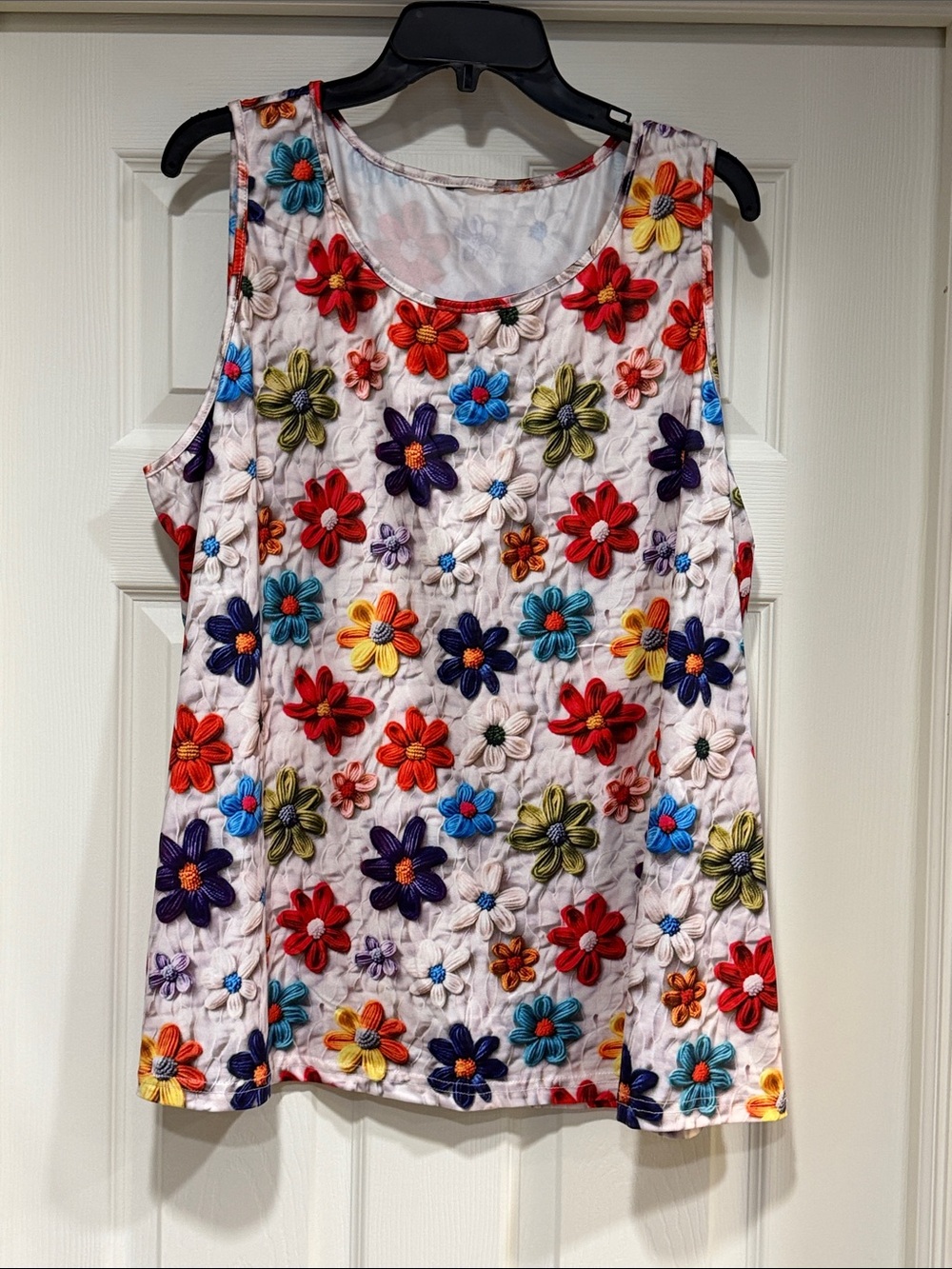 Sleeveless Floral Embroidered Tank Top - Multi